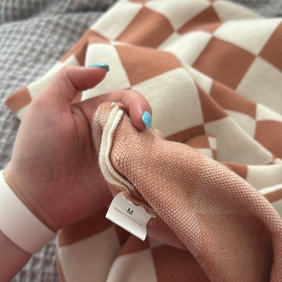 Checkered Tan and White Maxi Dress - Picture 9 of 9